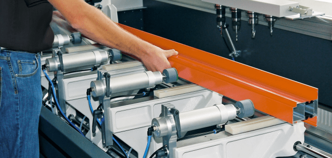 Onze nieuwe aanwinst! De Elumatec SBZ122-71