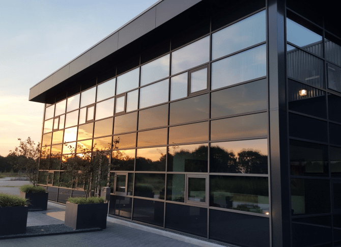 Bedrijfspand Gruijters Aluminium