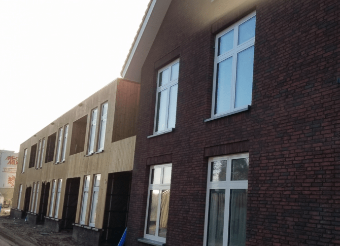 Transformatie horeca 'De Dorsvlegel' te Vinkel in 26 appartementen.